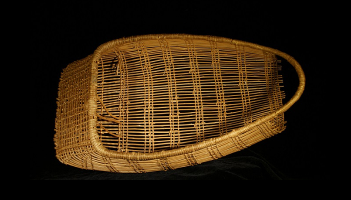 Basket cradle board